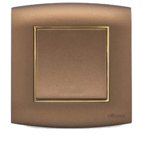 مفتاح أمنية 10 أمبير فردي الفنار نحاسي مع إطار ذهبي